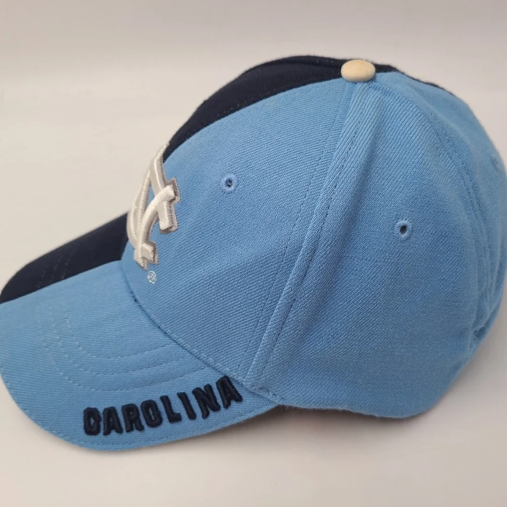 Colosseum hat seems